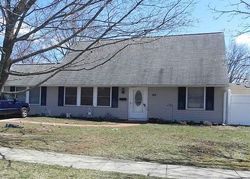 Pre-foreclosure in  VIEWPOINT LN Levittown, PA 19054