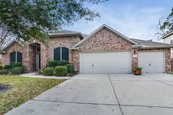 Pre-foreclosure in  PINEMILL HOLLOW DR Spring, TX 77386