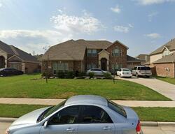 Pre-foreclosure in  ARBUSTO Grand Prairie, TX 75054