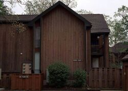 Pre-foreclosure in  STRAWPOCKET LN Westerville, OH 43081