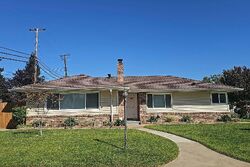 Pre-foreclosure in  SARA ST Elk Grove, CA 95624