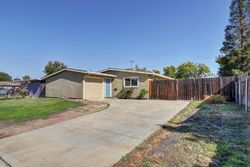 Pre-foreclosure in  LARCHMONT DR North Highlands, CA 95660