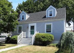 Pre-foreclosure in  LIDO PKWY Lindenhurst, NY 11757