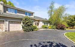 Pre-foreclosure in  ANNANDALE RD Commack, NY 11725