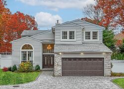 Pre-foreclosure in  SWEET BRIAR PATH Lake Grove, NY 11755