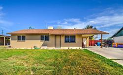 Pre-foreclosure in  W ORAIBI DR Phoenix, AZ 85027