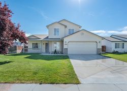 Pre-foreclosure in  PEMBROOK AVE Caldwell, ID 83605