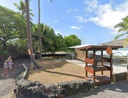 Pre-foreclosure in  MANINI BEACH RD Captain Cook, HI 96704