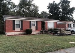 Pre-foreclosure in  POITIER CT Louisville, KY 40218