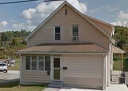 Pre-foreclosure Listing in WORCESTER ST SOUTHBRIDGE, MA 01550