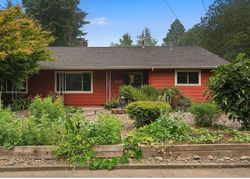 Pre-foreclosure in  ARTHUR ST Woodburn, OR 97071