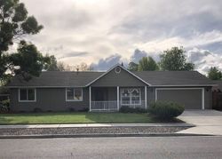 Pre-foreclosure in  CLEARWATER DR Medford, OR 97501