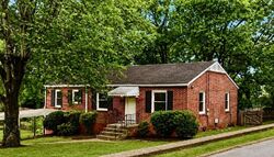  Oakdale Dr, Columbia TN