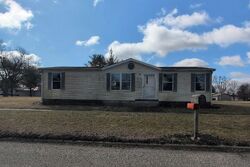  W North St, Ridge Farm IL