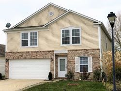 Pre-foreclosure Listing in WOODS DR INGALLS, IN 46048