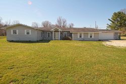 Pre-foreclosure in  W 200 S Warsaw, IN 46580