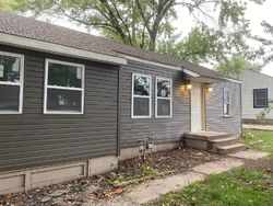 Pre-foreclosure Listing in NW CAPELLE ST GRAIN VALLEY, MO 64029