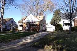 Pre-foreclosure in  5TH ST E Saint Paul, MN 55119