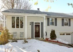 Pre-foreclosure in  PIKE PL Mahopac, NY 10541