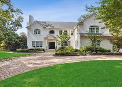 Pre-foreclosure Listing in HEULITT RD COLTS NECK, NJ 07722
