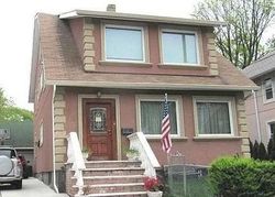 Pre-foreclosure Listing in FAIRVIEW LN CLIFFSIDE PARK, NJ 07010