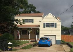 Pre-foreclosure in  MIRY BROOK RD Trenton, NJ 08690