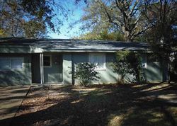 Pre-foreclosure in  CARLETON DR Baton Rouge, LA 70802