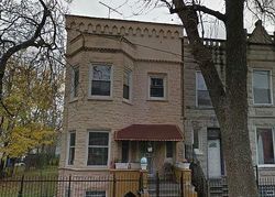 Pre-foreclosure in  W LEXINGTON ST Chicago, IL 60624