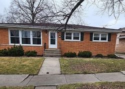 Pre-foreclosure in  MARYLAND AVE South Holland, IL 60473