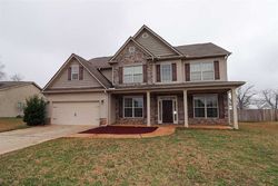 Pre-foreclosure in  IVY GLEN DR Perry, GA 31069
