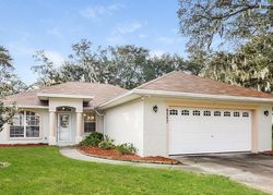 Pre-foreclosure in  SHEPHERD OAKS PASS Lakeland, FL 33811