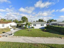  W 14th St, West Palm Beach FL