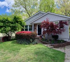 Pre-foreclosure in  VALLEYWOOD DR Woodbridge, VA 22192