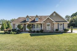 Pre-foreclosure in  SUZANNA DR Inman, SC 29349