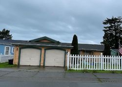 Pre-foreclosure in  STILLWATER DR Coos Bay, OR 97420