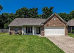 Pre-foreclosure in  GRAYCE DR Southaven, MS 38671