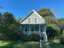 Pre-foreclosure in  VICTORY AVE Avon, MA 02322