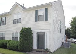 Pre-foreclosure in  ASPEN GREEN LN Louisville, KY 40291