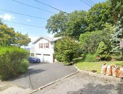 Pre-foreclosure in  WOODLAND AVE Tarrytown, NY 10591