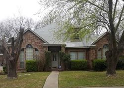 Pre-foreclosure in  TWIN CREEK DR Desoto, TX 75115