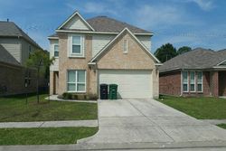 Pre-foreclosure in  MOONSET LN Houston, TX 77016