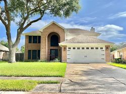 Pre-foreclosure in  RUSSETT PL N Pearland, TX 77584