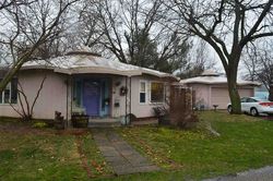 Pre-foreclosure in  3RD ST Hampton, IL 61256