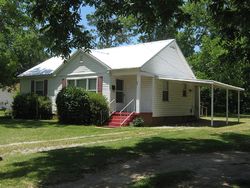 Pre-foreclosure in  W SULTANA DR Fitzgerald, GA 31750