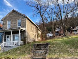 Pre-foreclosure in  MEADE ST Mckeesport, PA 15135