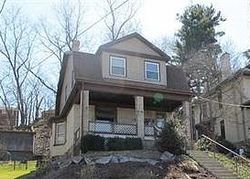 Pre-foreclosure in  TOWERS TER Pittsburgh, PA 15229