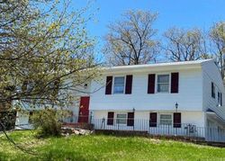 Pre-foreclosure in  WEYGANT HL Highland Mills, NY 10930