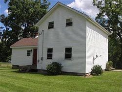 Pre-foreclosure in  ROCK CREEK RD Chardon, OH 44024