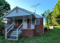 Pre-foreclosure in  RHONEY SCHOOL RD Hickory, NC 28602