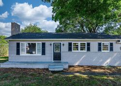 Pre-foreclosure Listing in LONGTOWN RD BOONVILLE, NC 27011